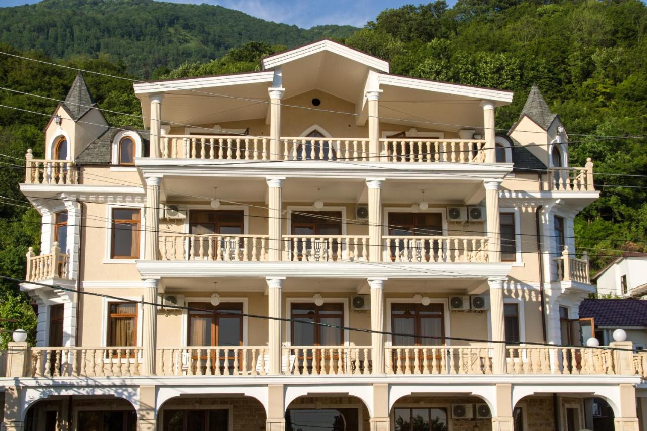 Hotel San Arda Gagra Esterno foto